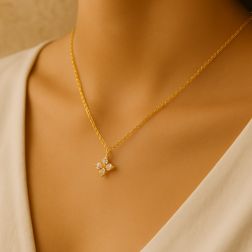 'Lily' Necklace - Gold