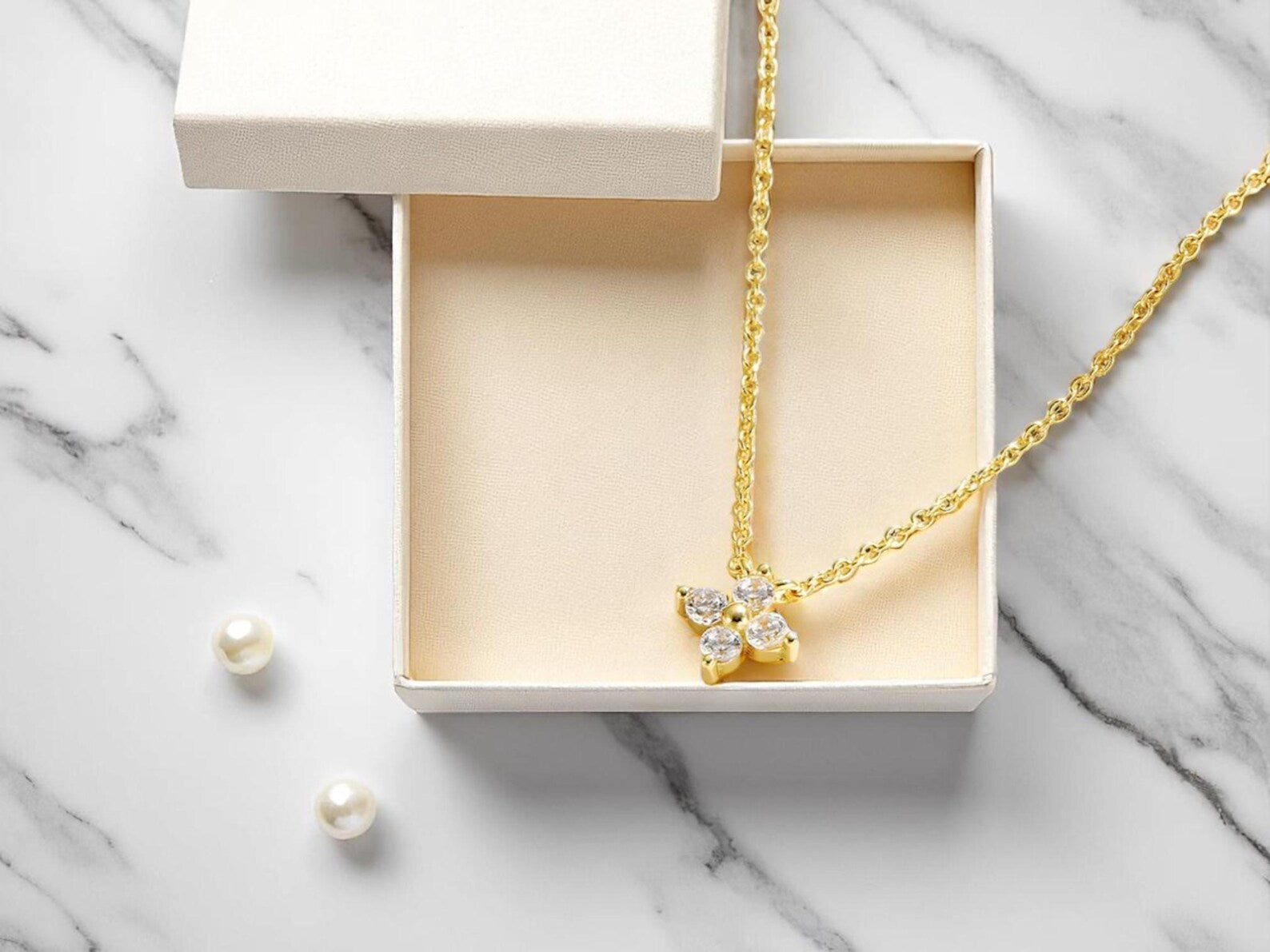 'Lily' Necklace - Gold